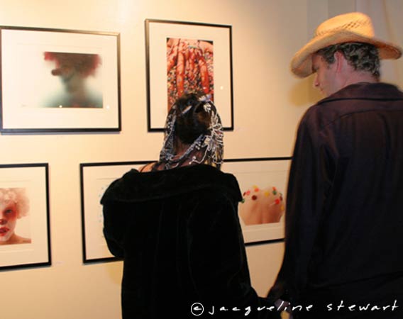 568x450 pixels (25K)