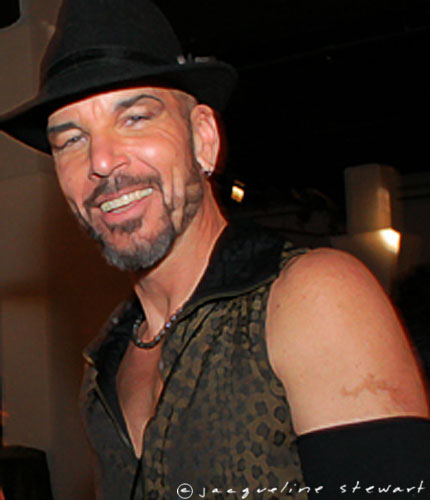 430x500 pixels (34K)