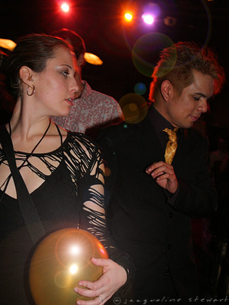 450x598 pixels (53K)