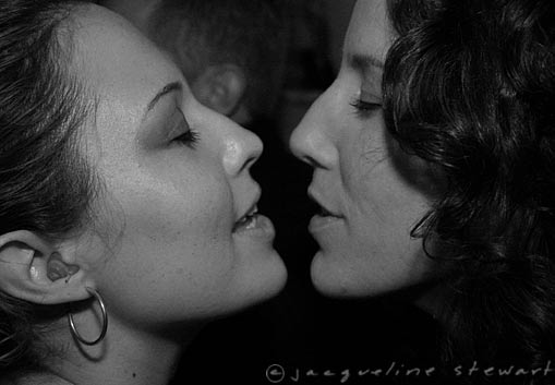 509x353 pixels (22K)