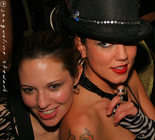 499x450 pixels (41K)