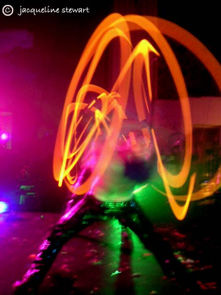 450x600 pixels (35K)