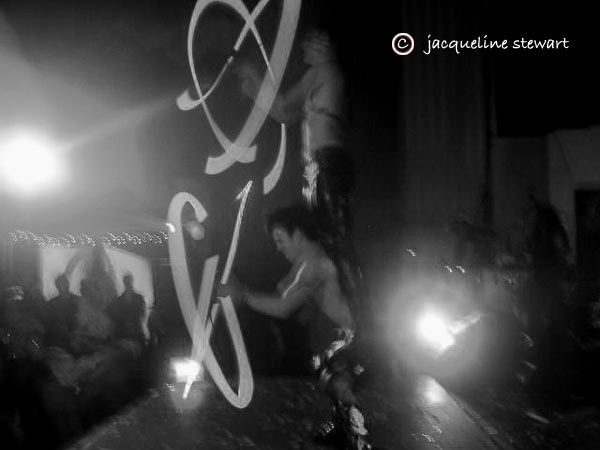 600x450 pixels (27K)