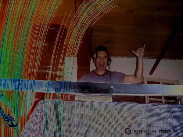 600x450 pixels (52K)