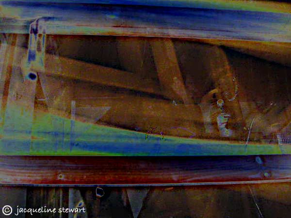 600x450 pixels (31K)