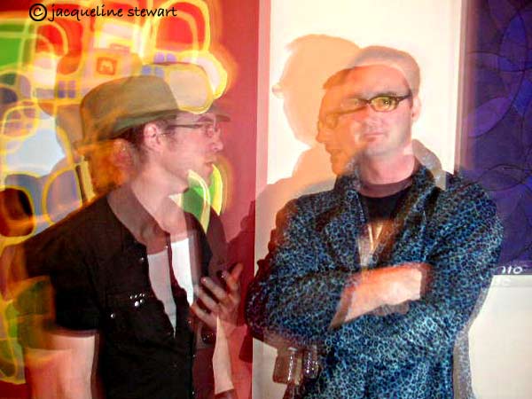 600x450 pixels (41K)