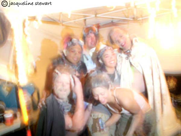 600x450 pixels (24K)