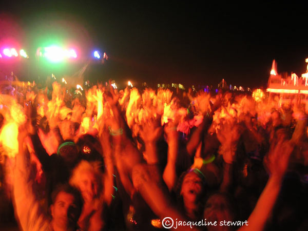 600x450 pixels (50K)