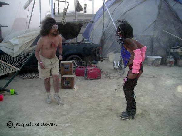 600x450 pixels (31K)