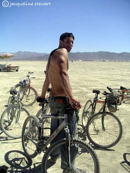 450x600 pixels (54K)