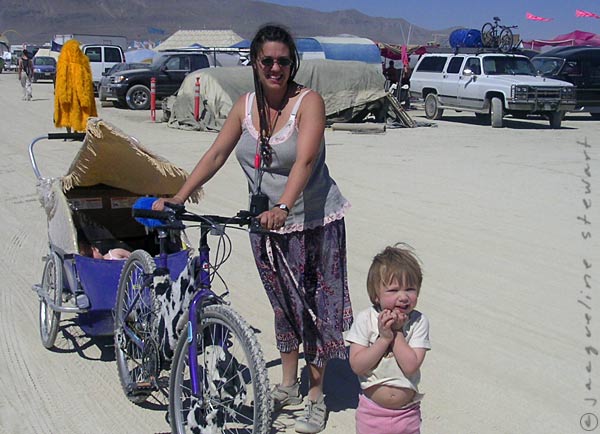 600x434 pixels (55K)