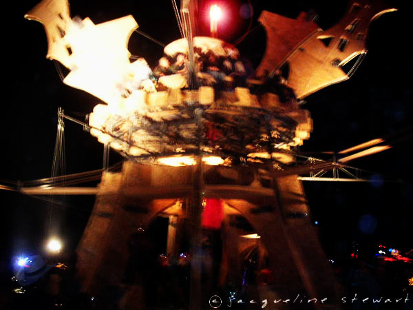 600x450 pixels (58K)