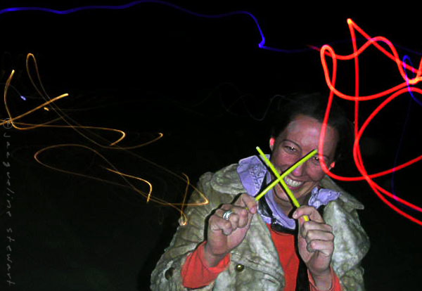 600x414 pixels (48K)