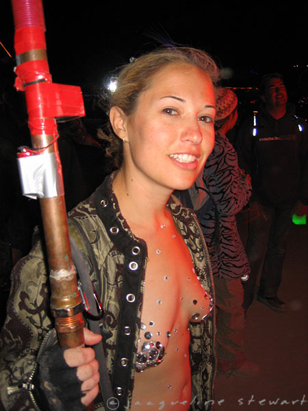 450x600 pixels (57K)