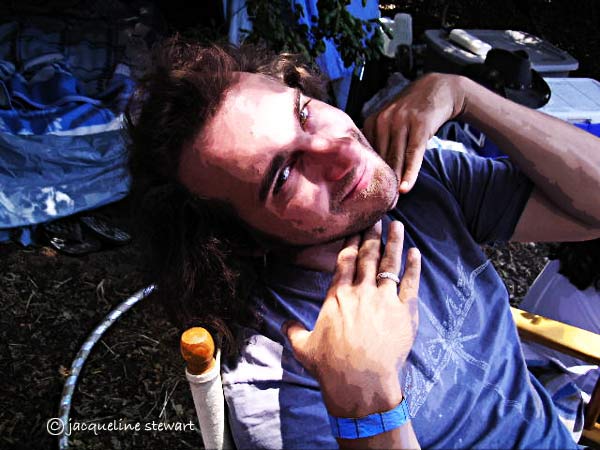 600x450 pixels (51K)