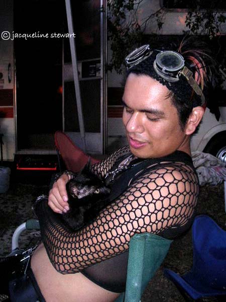 450x600 pixels (48K)