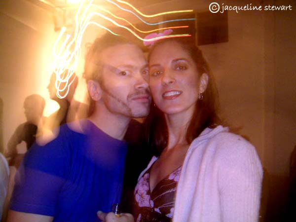 600x450 pixels (25K)