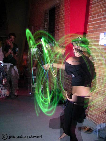 450x600 pixels (45K)