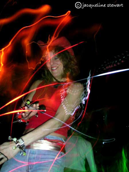 450x600 pixels (29K)