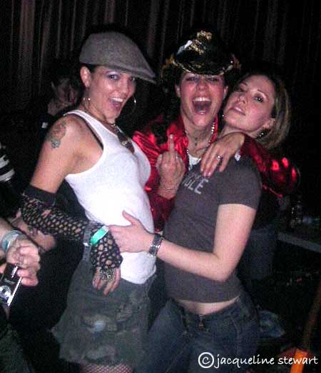 450x522 pixels (29K)