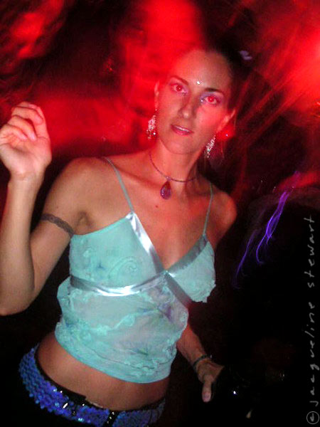 450x600 pixels (51K)