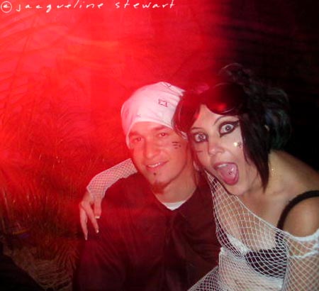 450x410 pixels (26K)