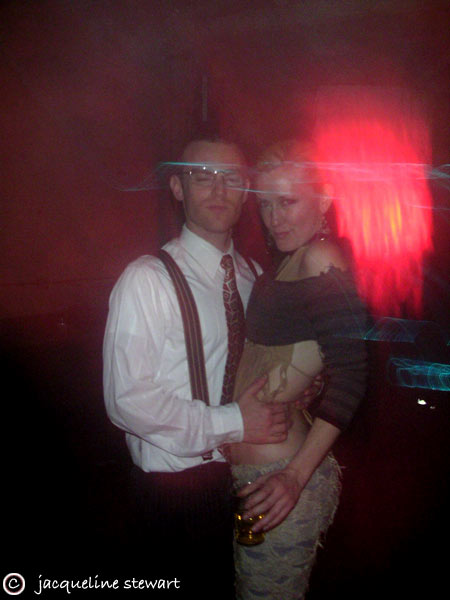 450x600 pixels (37K)