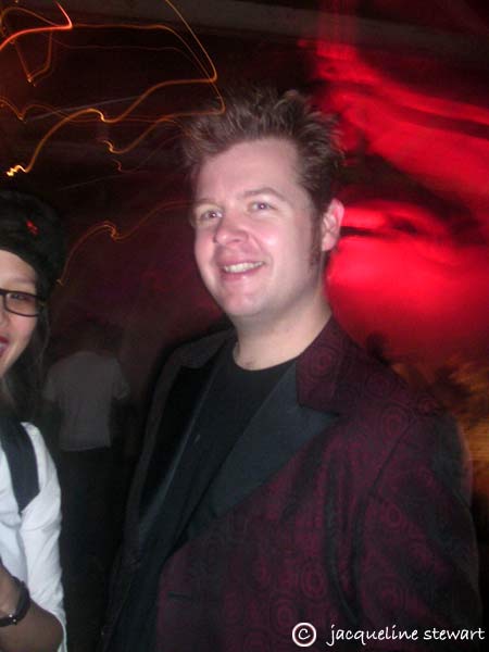 450x600 pixels (23K)