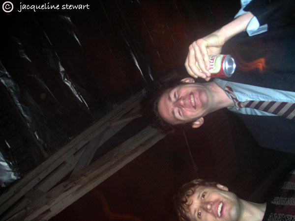 600x450 pixels (36K)