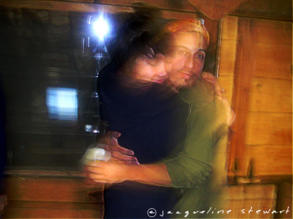 600x450 pixels (43K)