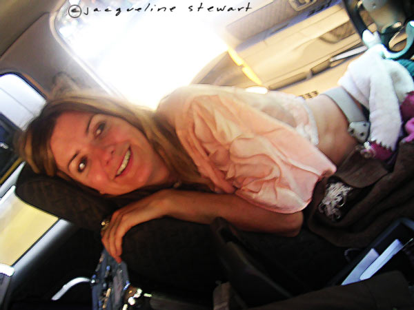 600x450 pixels (49K)