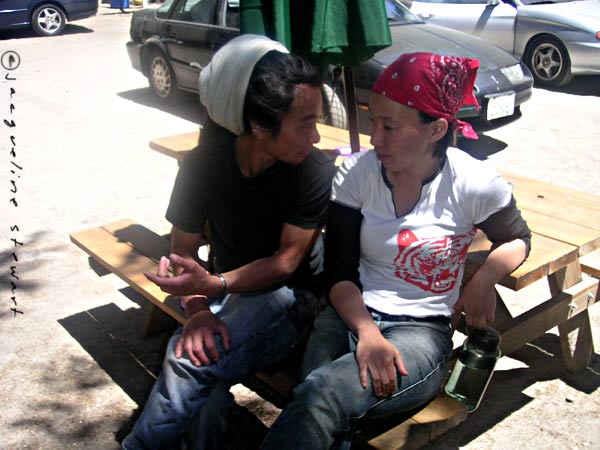 600x450 pixels (53K)