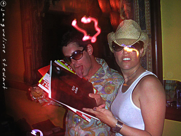 600x450 pixels (67K)