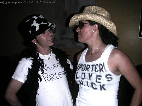 600x450 pixels (40K)