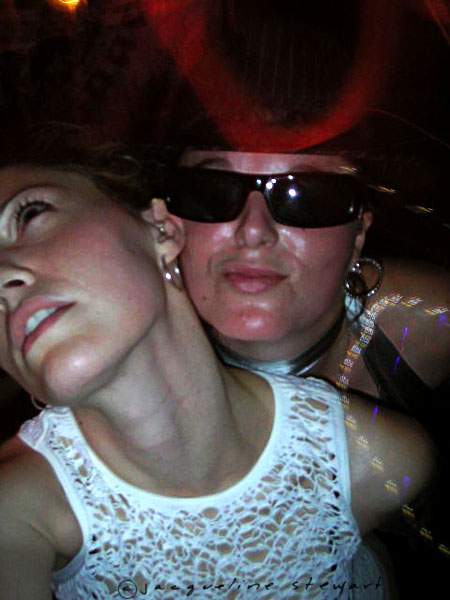 450x600 pixels (55K)