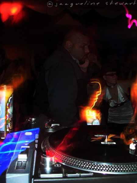 450x600 pixels (52K)