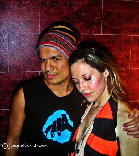 450x504 pixels (42K)