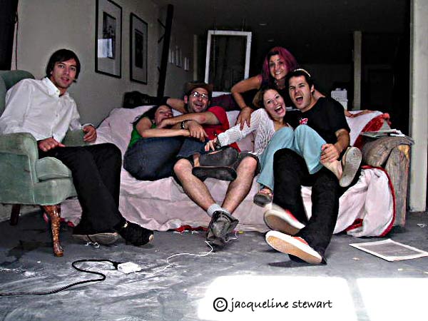 600x450 pixels (50K)