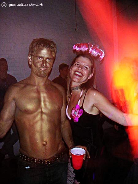 450x600 pixels (35K)