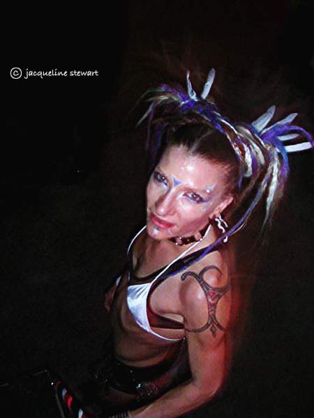 450x600 pixels (24K)