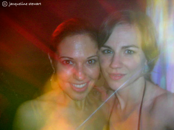 600x450 pixels (35K)