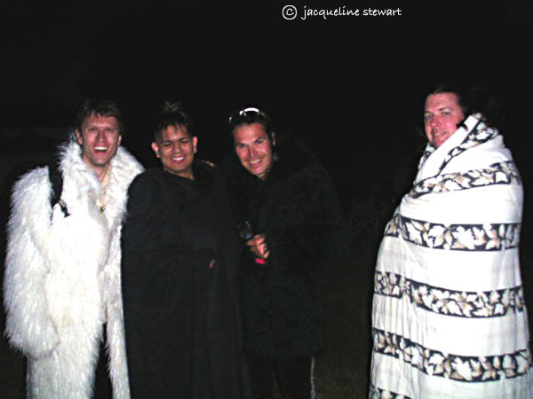 600x450 pixels (41K)